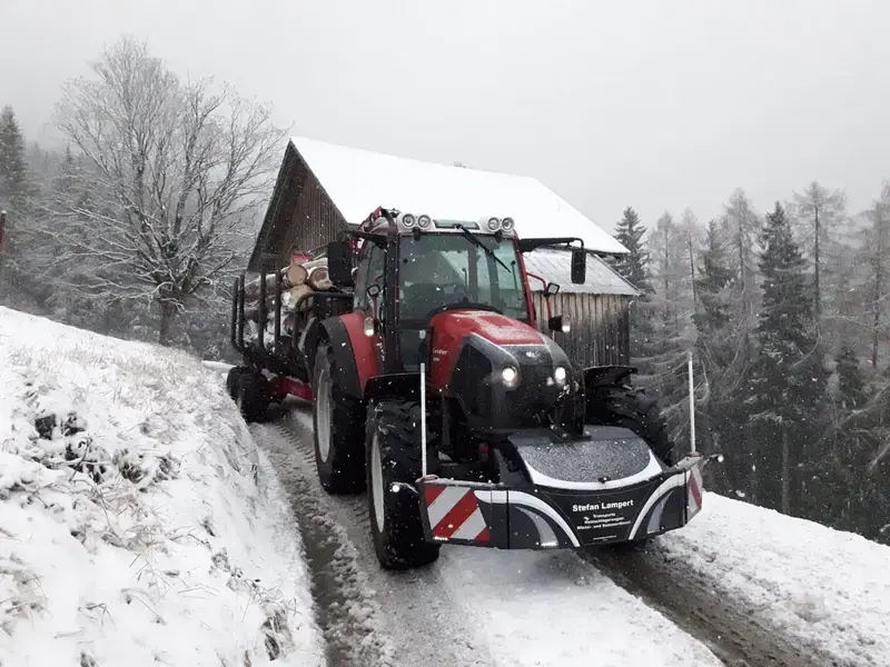 Lindner — TractorBumper