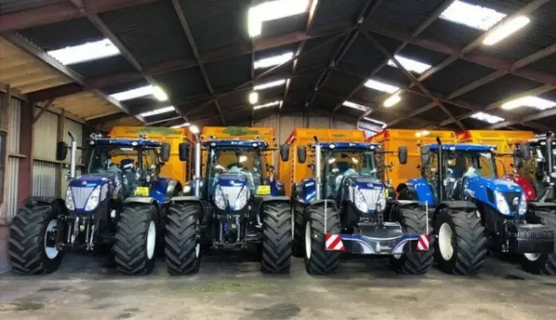 New Holland — TractorBumper