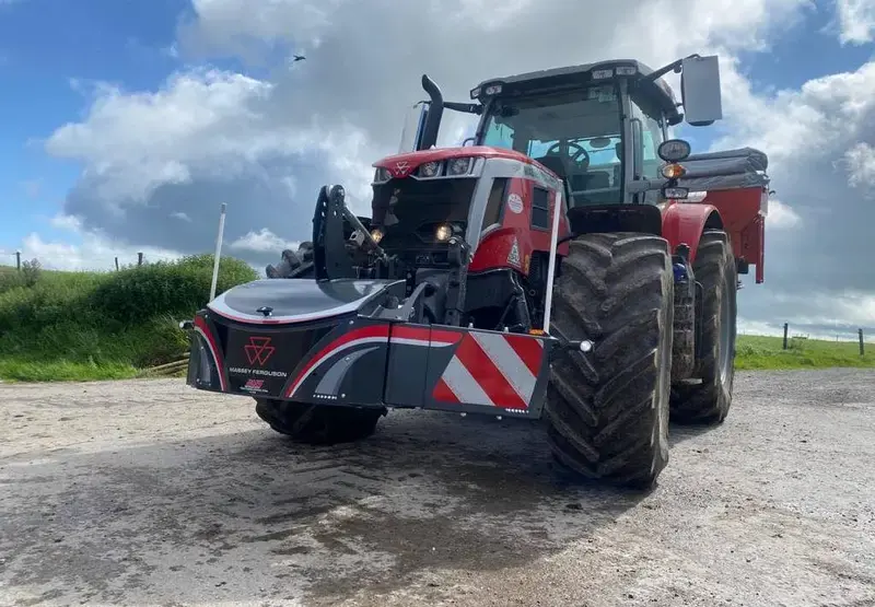 Massey Ferguson — TractorBumper