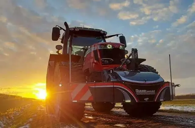 Massey Ferguson — TractorBumper