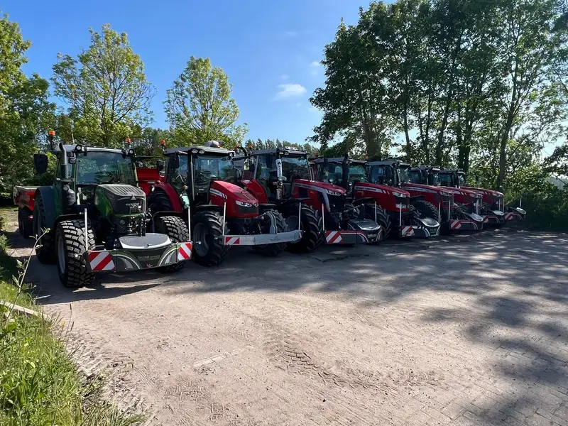 Massey Ferguson — TractorBumper