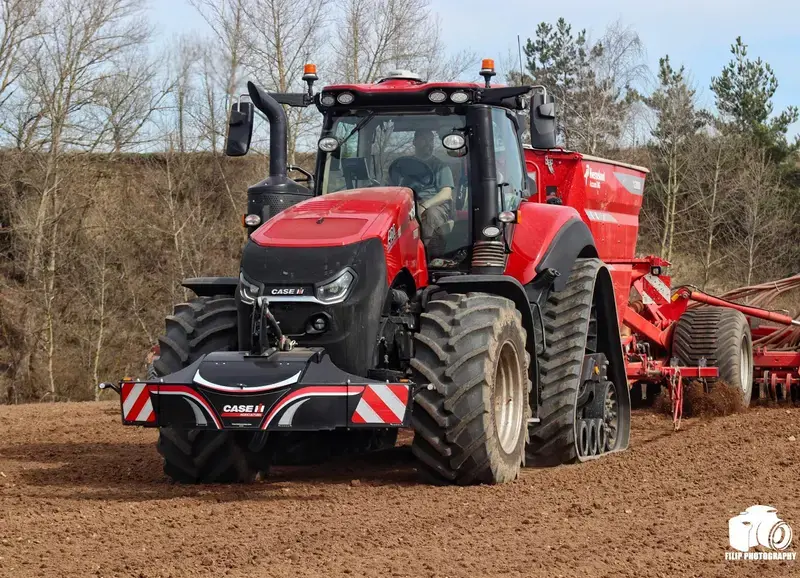 Case IH — TractorBumper