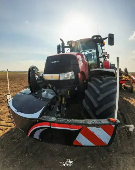 Case IH — TractorBumper
