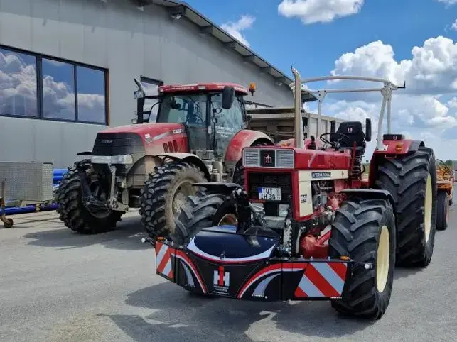 Case IH — TractorBumper