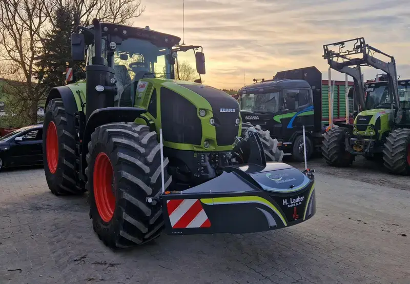 Claas — TractorBumper