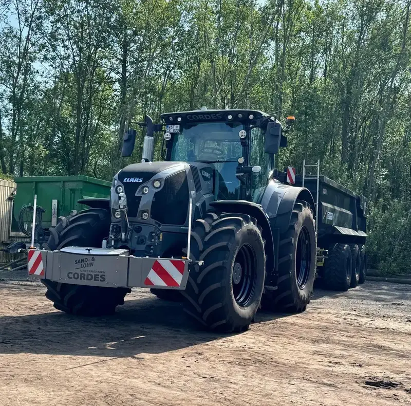 Claas — TractorBumper