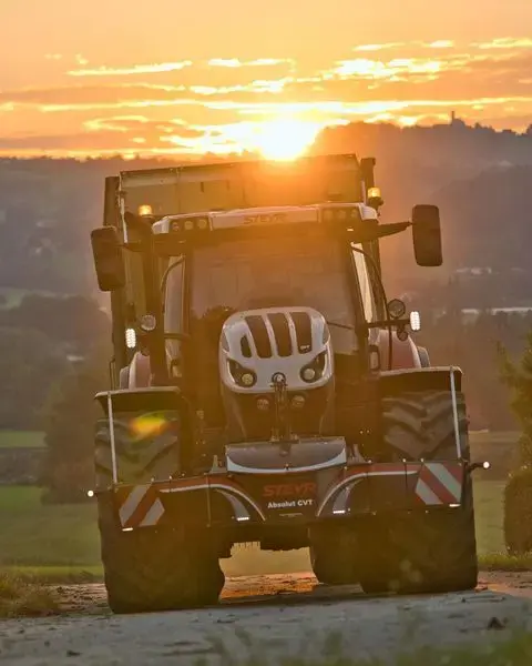 Steyr — TractorBumper