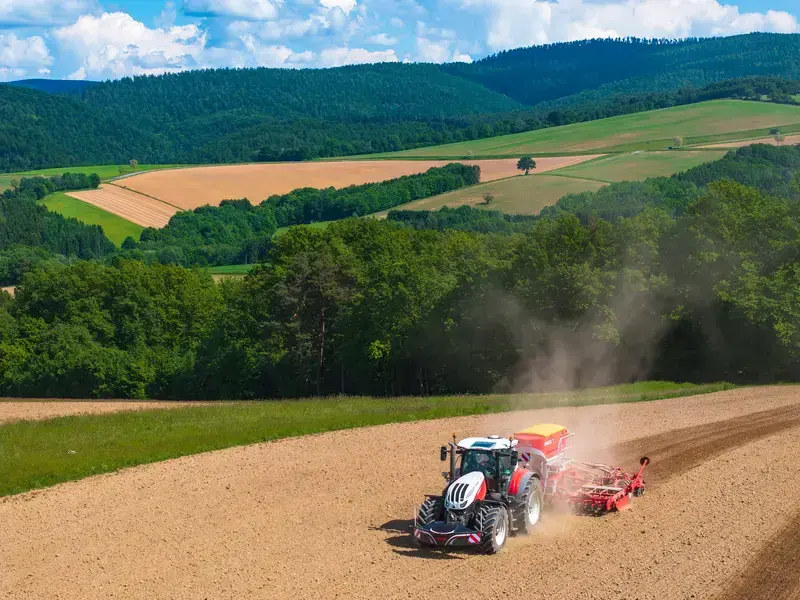 Steyr — TractorBumper