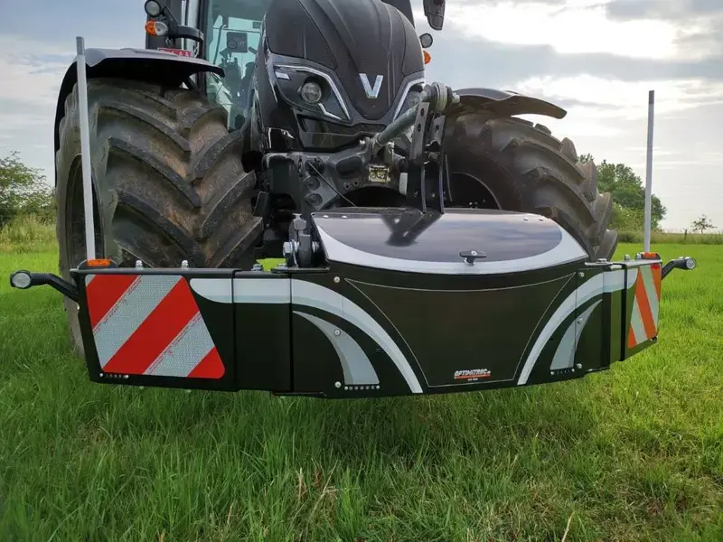 Valtra — TractorBumper