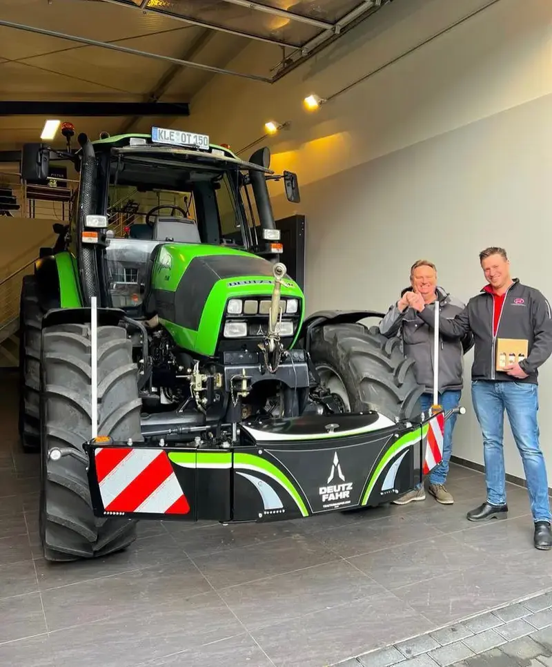 Deutz-Fahr — TractorBumper