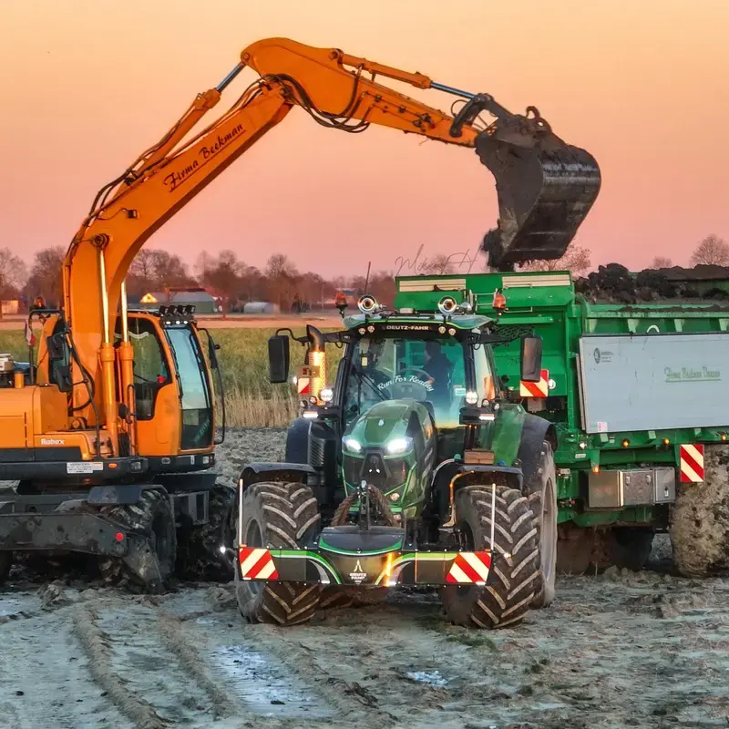Deutz-Fahr — TractorBumper