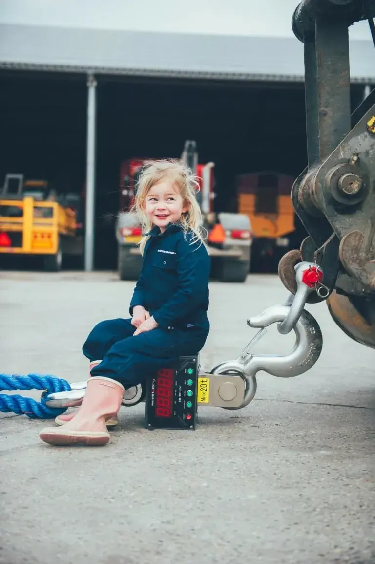 Pulling test tractor bumper